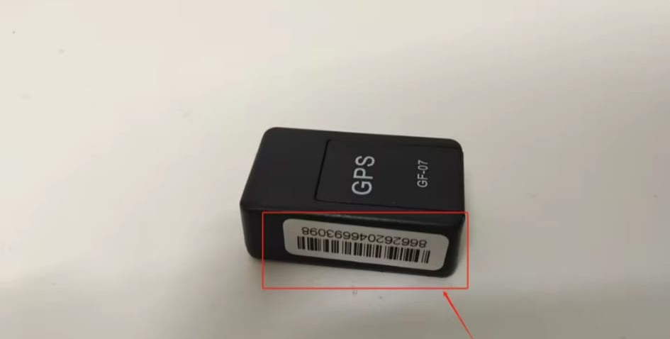 Localizzatore GPS professionale con funzione anti-smarrimento e allarme sul telefono. senza sim