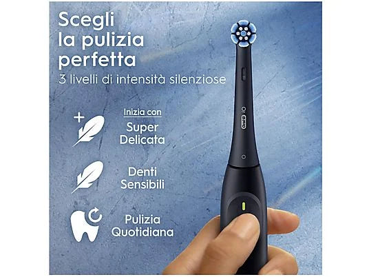 Oral-B Spazzolino Elettrico iO2 Black - Tecnologia Magnetica Ricaricabile pulizia perfetta