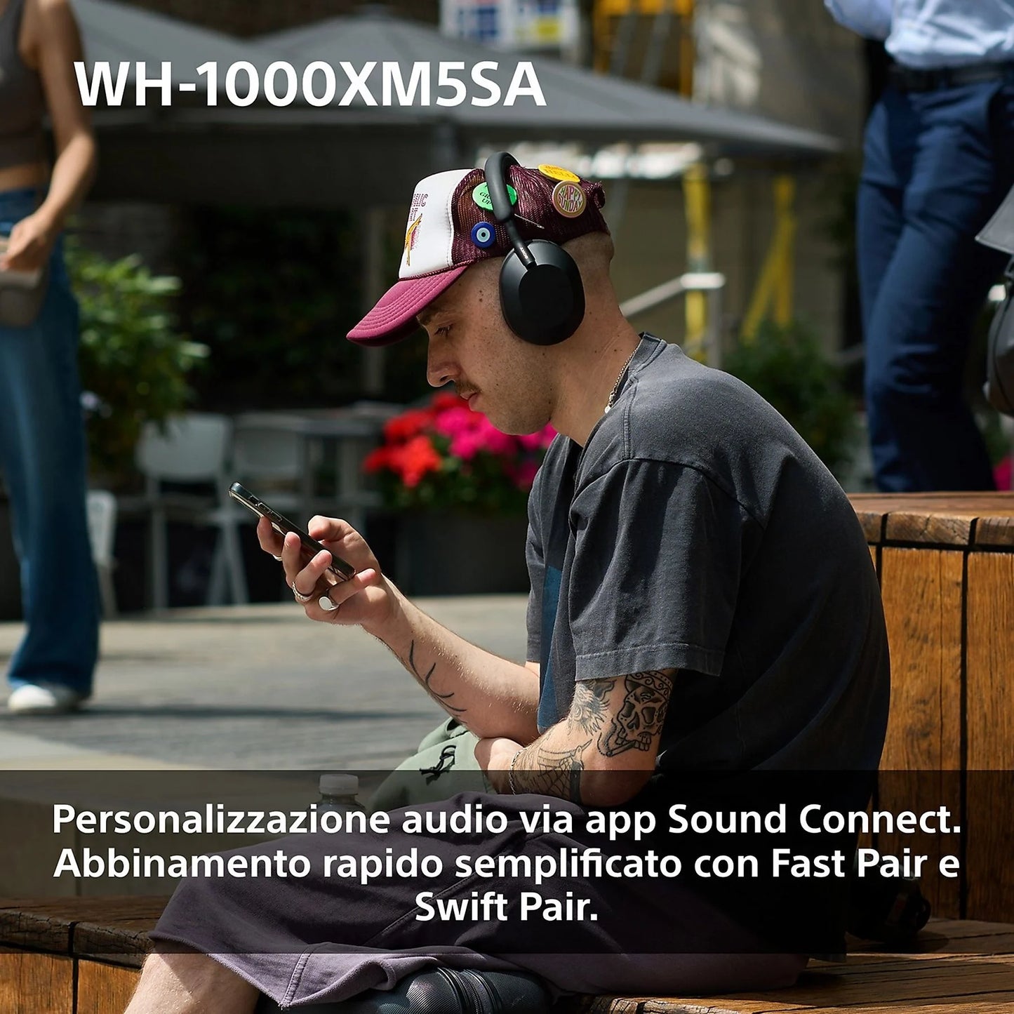 Scopri il massimo del comfort e della qualità audio con le cuffie wireless Sony WH-1000XM5. Progettate per gli audiofili più esigenti, queste cuffie over-ear rappresentano l'evoluzione della tecnologia di cancellazione attiva del rumore.