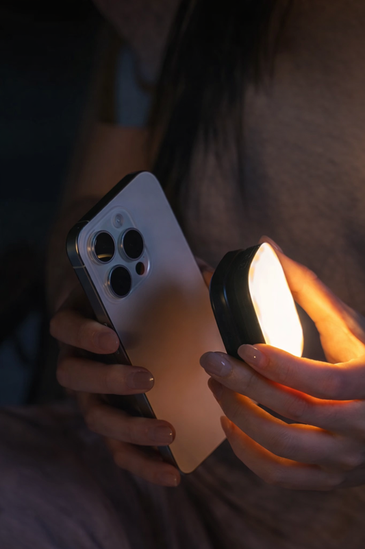 Luce LED Magnetica per Selfie: Illuminazione Professionale Sempre con Te
Trasforma i tuoi selfie, video e videoconferenze con la Luce LED Magnetica per Selfie 2026.