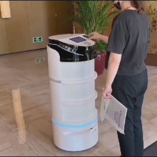 Robot Cameriere Tesla Optimus, la soluzione ideale per ristoranti, hotel e caffetterie. Consegna automatica senza contatto, grande capacità di trasporto e un’autonomia fino a 20 ore. Questo robot cameriere, progettato da REEMAN, utilizza un sistema operativo Android 5.1 per una gestione intuitiva e prestazioni efficienti. Guarda come il Tesla Optimus rivoluziona il servizio al tavolo, migliorando l’efficienza e garantendo un’esperienza cliente straordinaria.