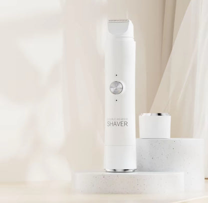 depilazione delicata e indolore con il nostro kit epilatore elettrico 2 in 1. Progettato specificamente per le donne, questo dispositivo ricaricabile combina precisione, comfort e sicurezza per una pelle perfettamente liscia su tutto il corpo.